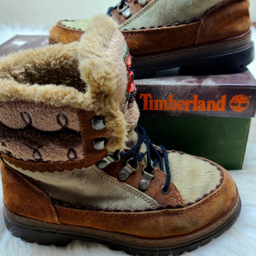 Arapaho brand Buffy style size 6 women's lined boots genuine leather with fur